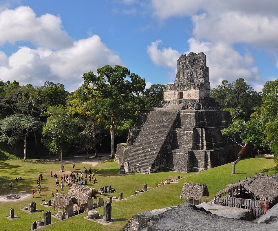 Tikal & Cráter Azul